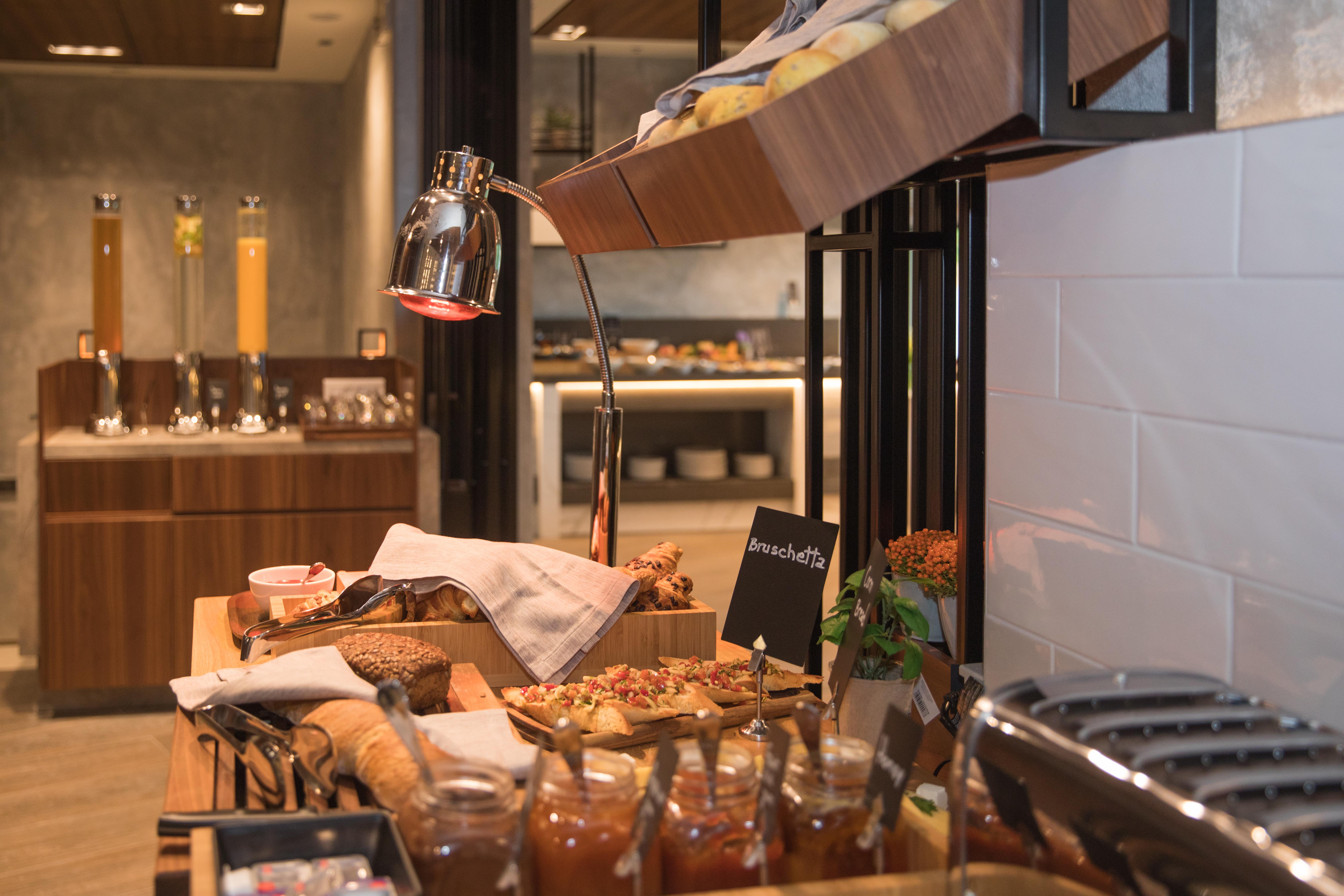 Hotel Bosmal Arjaan By Rotana